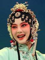 演員群/單 雯 
